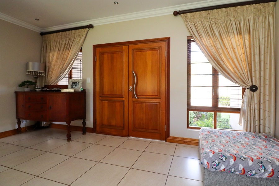 To Let 3 Bedroom Property for Rent in Wilkoppies North West